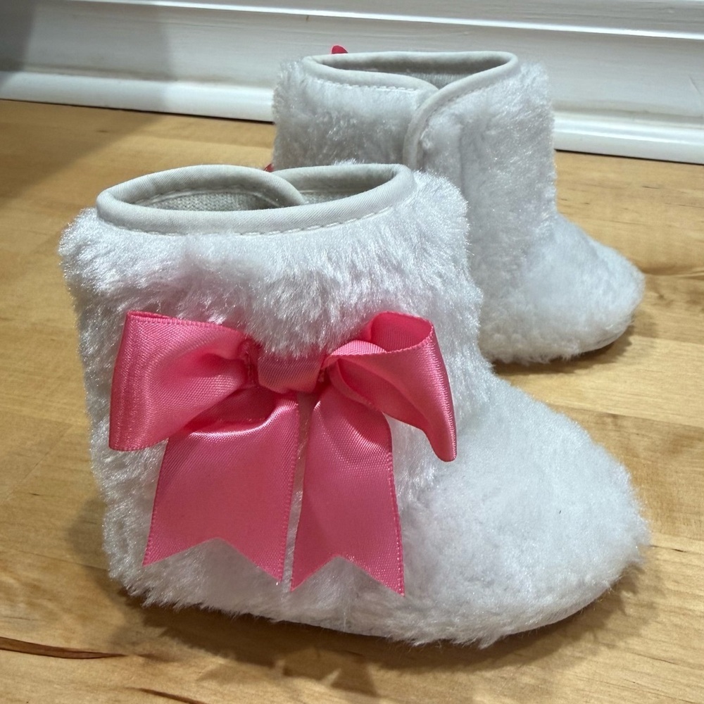 Fluffy White Baby Booties with Pink Bow